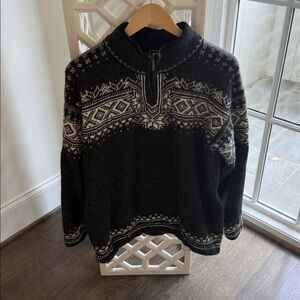 Men's DALE NORWAY dark grey and white 1/4 Zip-Up Sweater in size XLG.